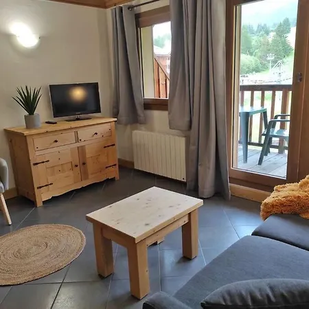 L'epidote Apartament